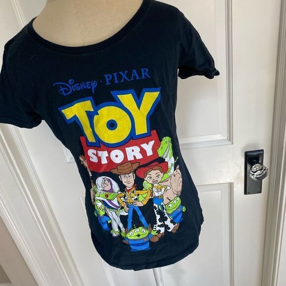 Toy Story Character Cast TShirt - Picture 2 of 4